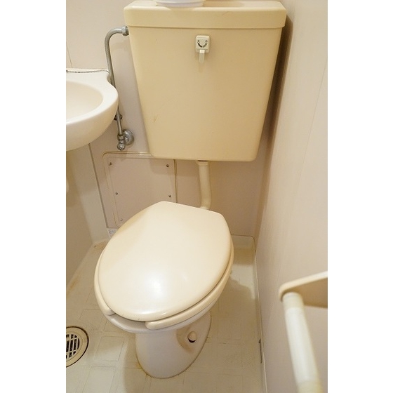 エレガンス綾瀬５ トイレ（ユニットバス内）