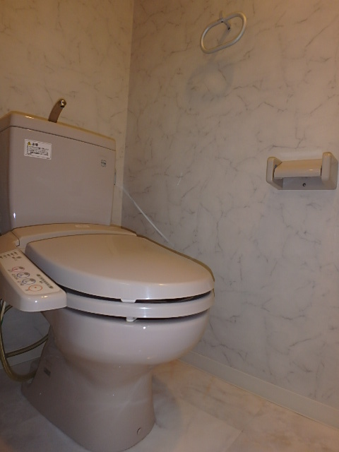ガラ・ステージ高円寺 ゆったりとした空間のトイレです