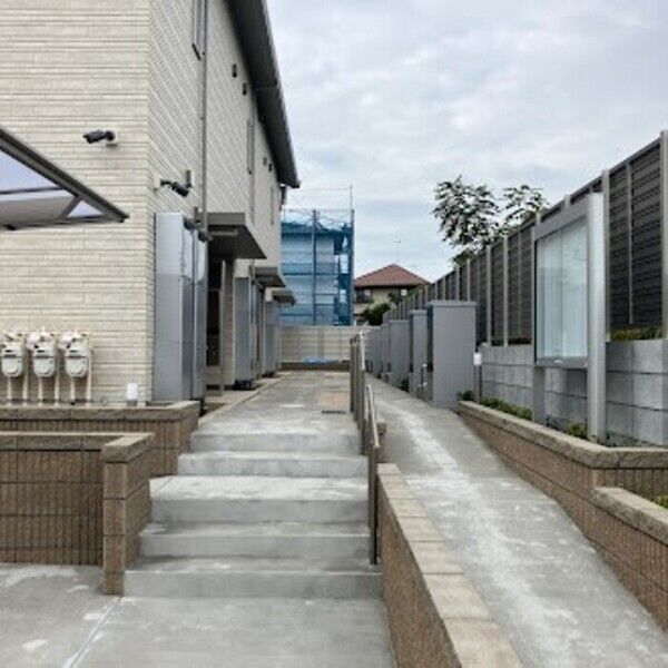 1007-KURA1号棟 エントランス