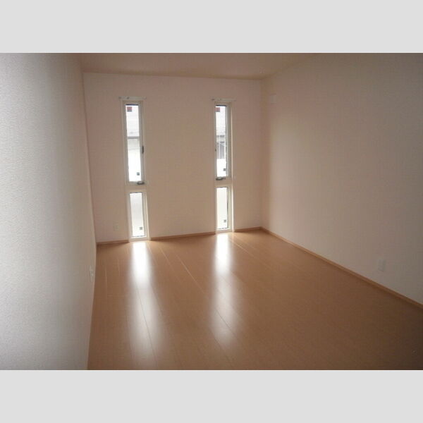 マロン シャトー　AA号室 二階　洋室9.1帖