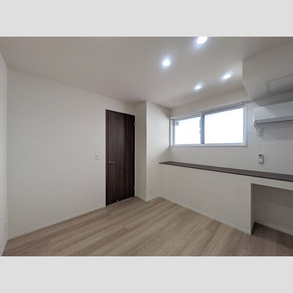 ノーブルヴィラ曙町303号室 洋室