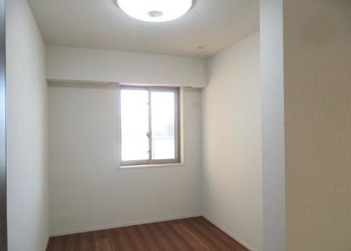 プラウドタワー武蔵浦和レジデンス11階 洋室4.5畳　※2026.1撮影