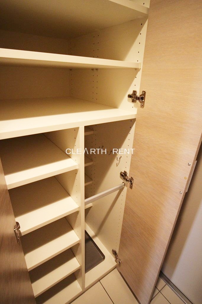 コンシェリア恵比寿 シューズボックス