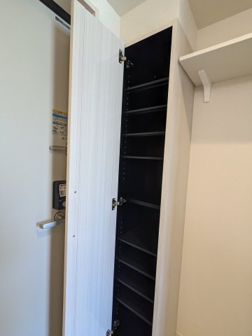 エイチワイコネクト東大泉0203号室 収納