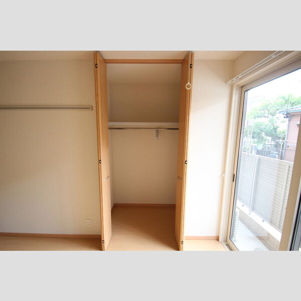 クレール　Ⅴ301号室 収納