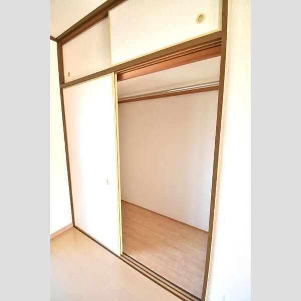 クレスト・マンション クローゼット