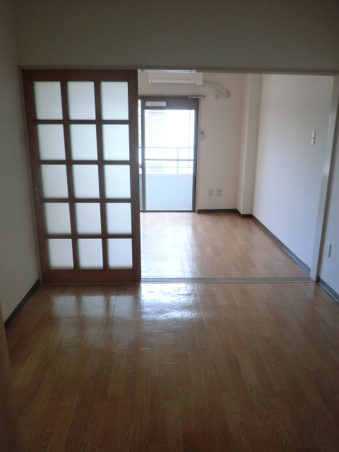 リベラ新丸子0203号室 リビング