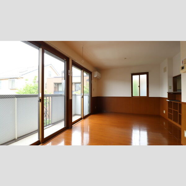 Rose Villa(ローズヴィラ)　D LDK13.5帖