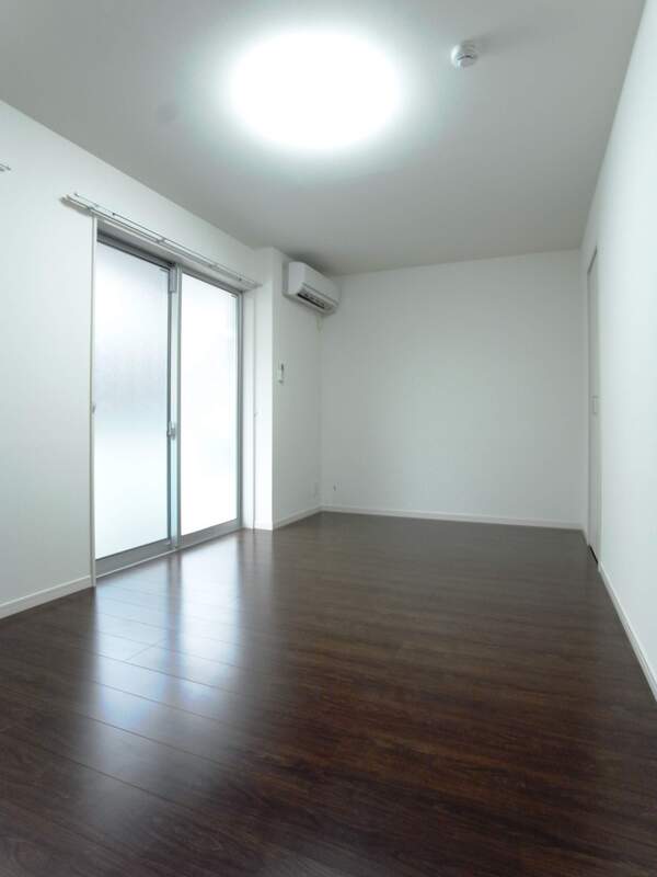 リブリ・GALAXY WOLF 内観