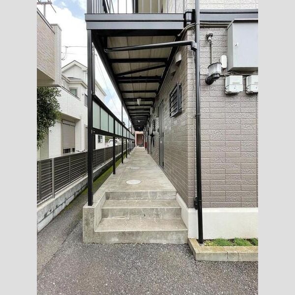 レーベンハイム105号室 通路