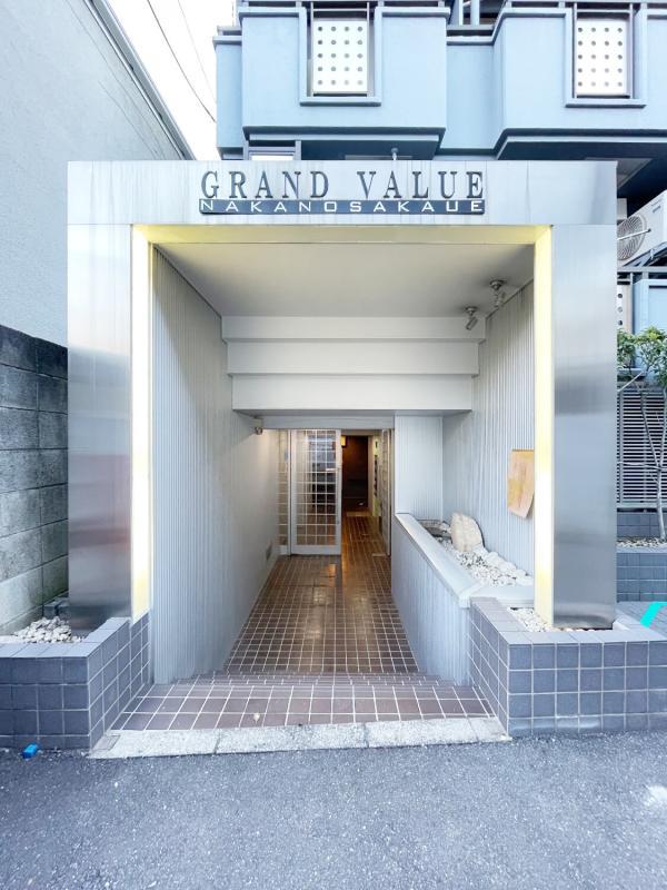 グランバリュー中野坂上2階 エントランス