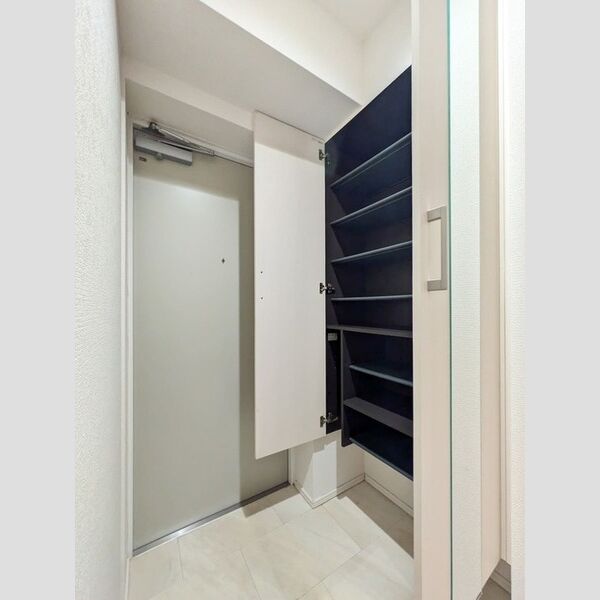 グランチェスタ201号室 同建物別部屋の参考画像