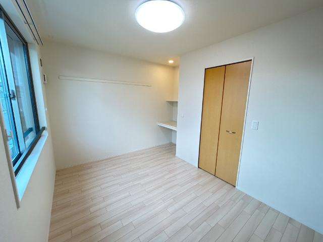 リノナル202号室 洋室