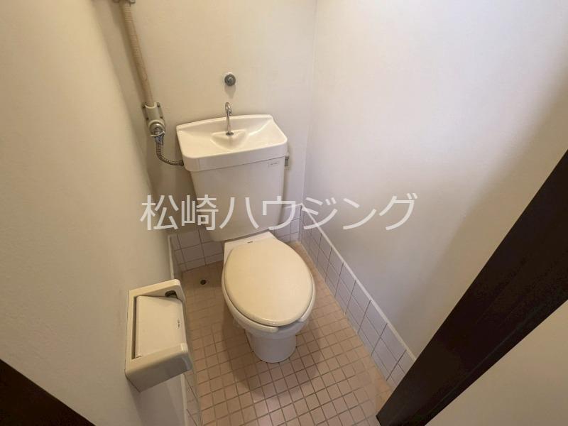 ロイヤルコーポ1階 トイレ