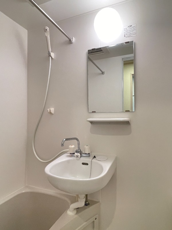 オーシャンハイツ浅草2階 同建物別部屋の参考画像