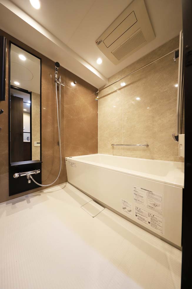 レジデンス桜新町ガーデン1階 内観