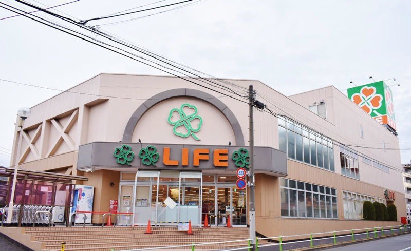 第6シティハイム1階 ライフ赤塚店