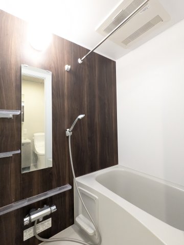 フラッフィー落合南長崎0502号室 お風呂