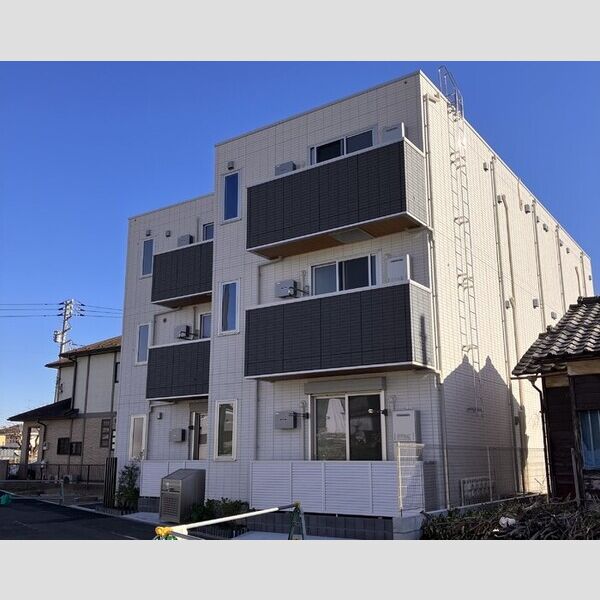 グラナーデ西大泉201号室 外観