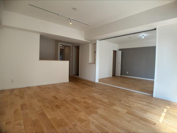 ＥＶＥＲＴＯＷ　Ｃｏｌｏｒｅ　ＳＥＮＧＥＮＤＡＩ1階 リビング