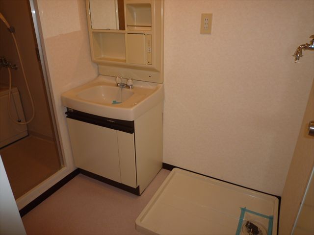 クローバーハイツ0206号室 洗面所