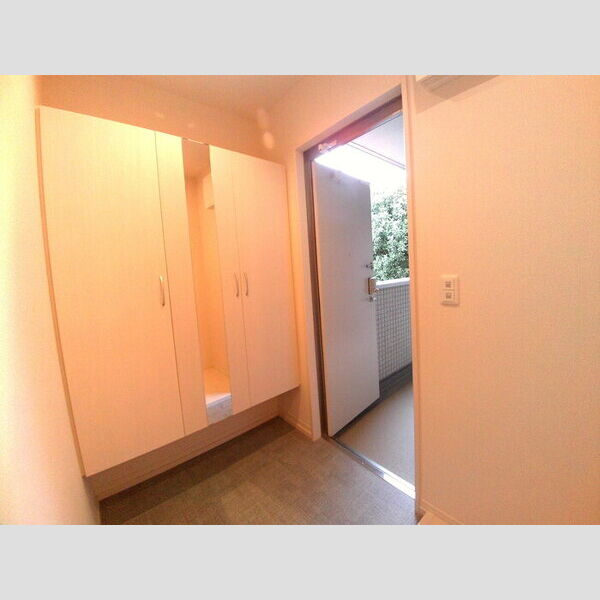 パストラル205号室 玄関