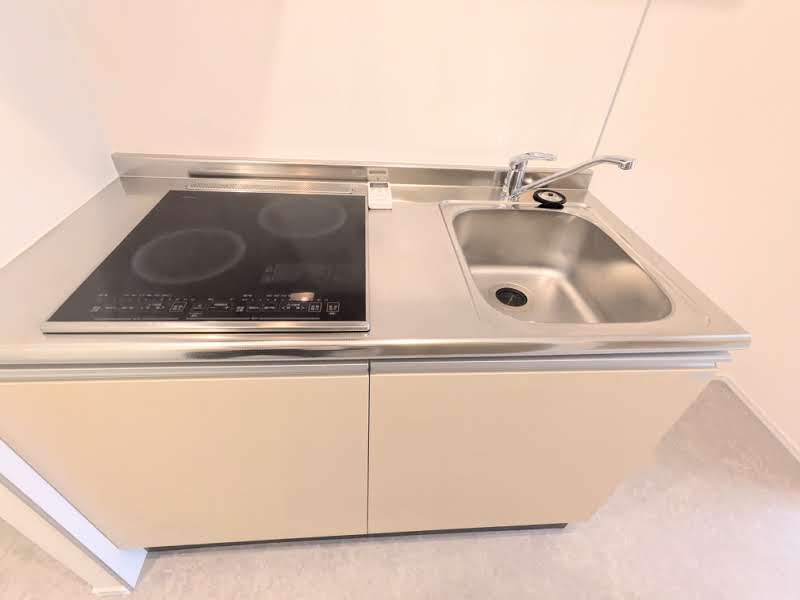 ラグゼフラット東六郷0202号室 キッチン