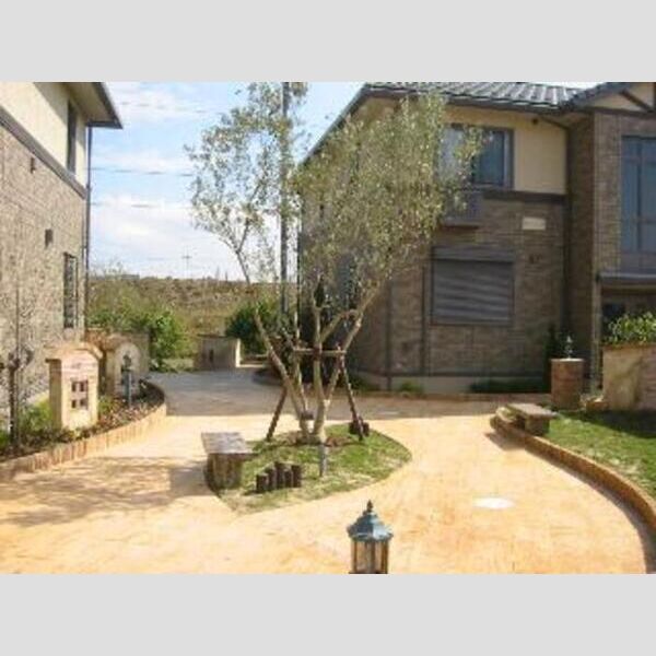 オリーブガーデン　A・B・C オリーブガーデン外構