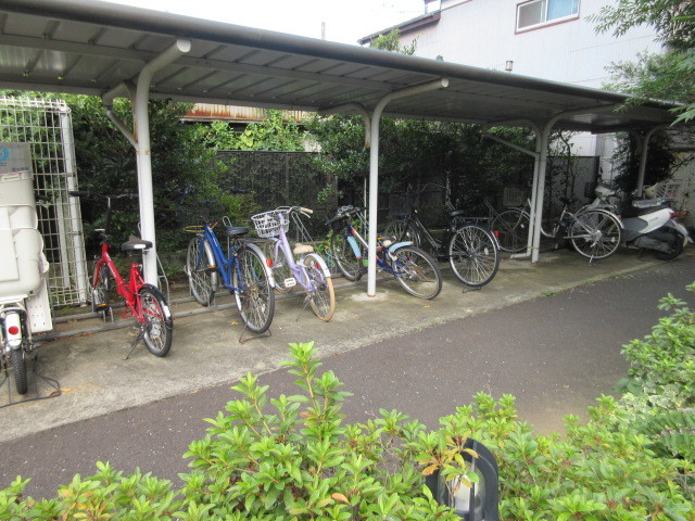 ＣＥＲＥＺＡ　ＳＡＫＡＭＯＴＯ0301号室 駐輪場　※実際の使用状況とは異なります(現況優先)