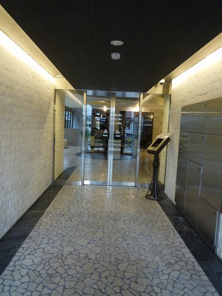 スパシエオリエンス板橋本町707号室 エントランス