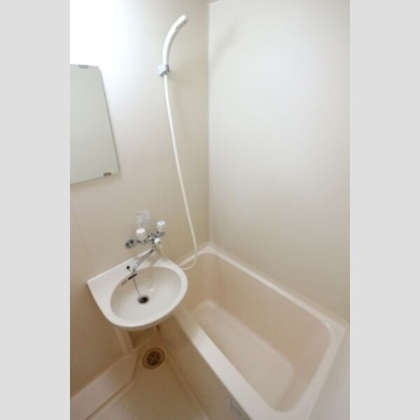 G・MウエストハイツB101号室 バスルーム