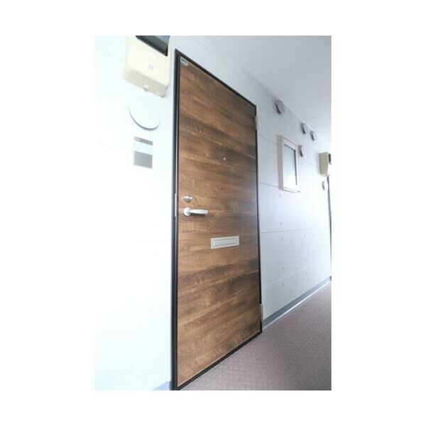 エステートピアM6201号室 玄関