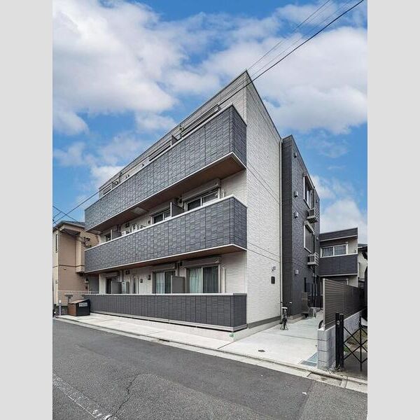 ロイヤルレジデンスⅢ301号室 外観