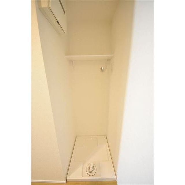 プランドール市川0202号室 内観