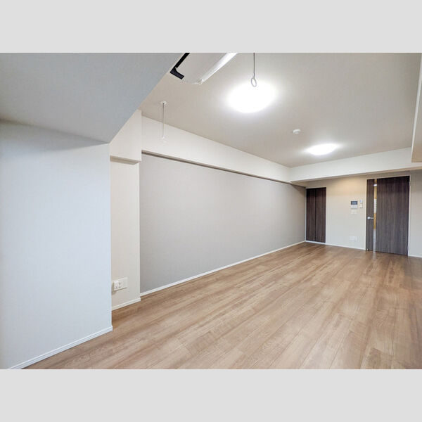 サンジョイアゼロ607号室 LDK①