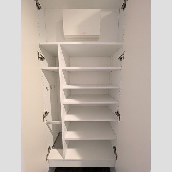 ロイジェント潮見0706号室 シューズボックス