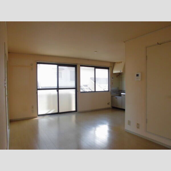 ガーデンハウスTANAKA 広々としたLDK♪