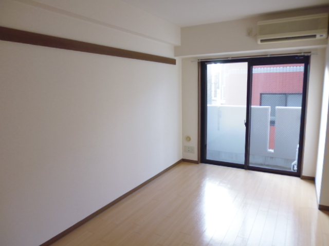 第３今泉ビル リビング