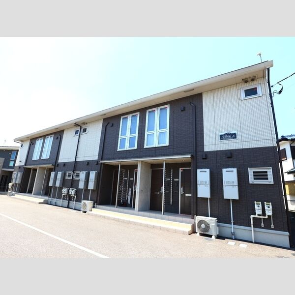 ルミエールK203号室 建物外観