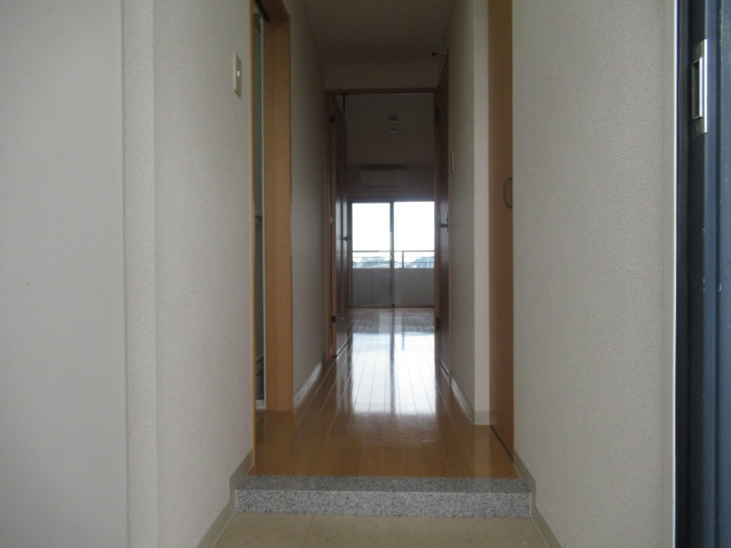 グラシア武蔵中原 玄関