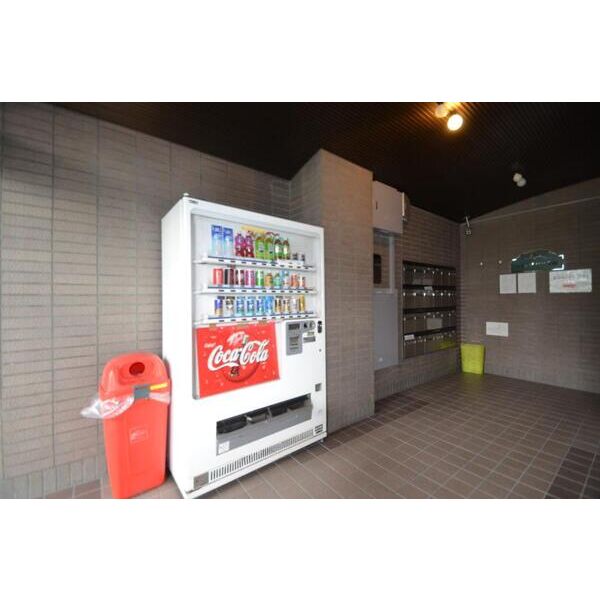 ウイングピア美園306号室 エントランス