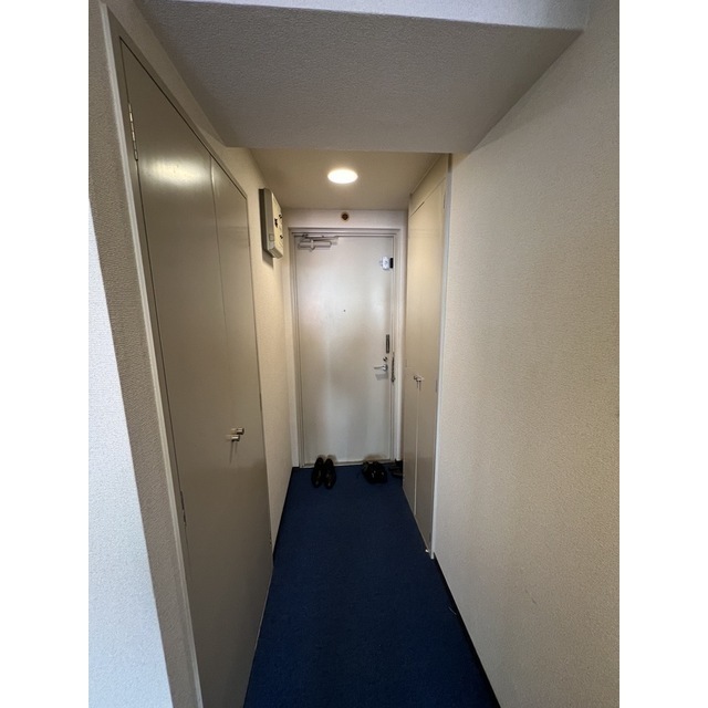 俳優座ビル507号室 玄関