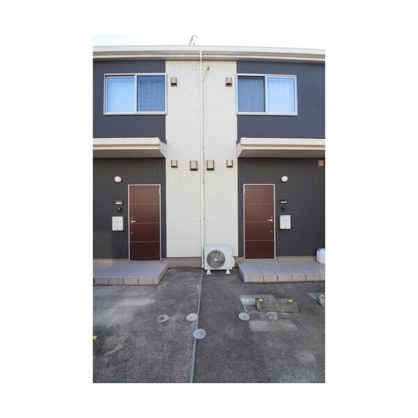 パークサイド泉105号室 エントランス