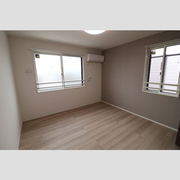 ユートリー　Ⅲ201号室 洋室