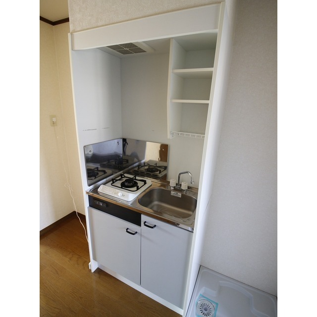 アンプルールフェール 槙202号室 キッチン