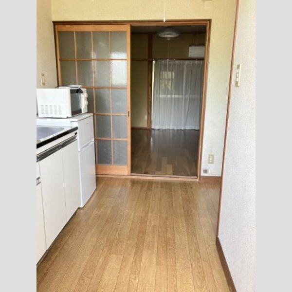 T・Aハイツ203号室 退去前なので、別部屋のお写真となります。