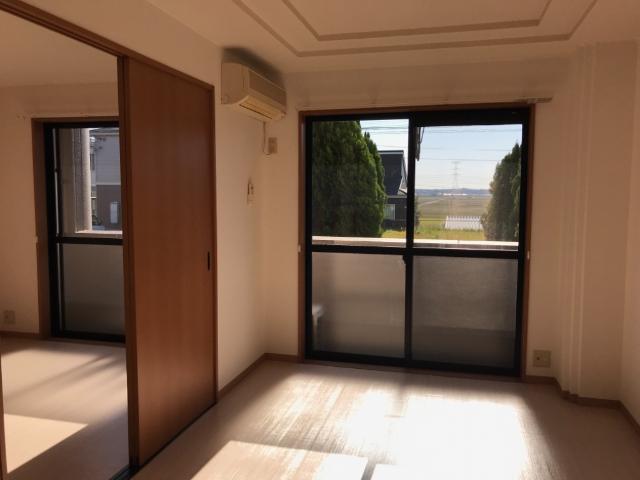 クレイスヴィラ 洋室