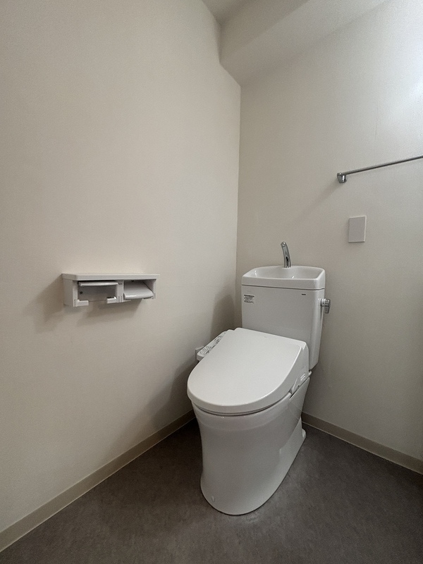 AS ONE SUGAMO トイレ