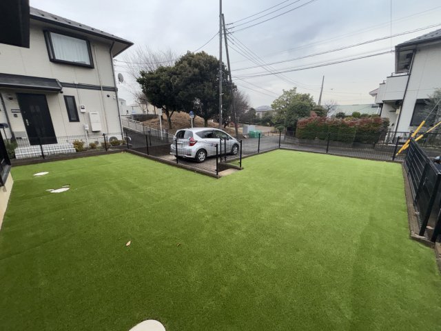 鈴木邸Ｃ 駐車場