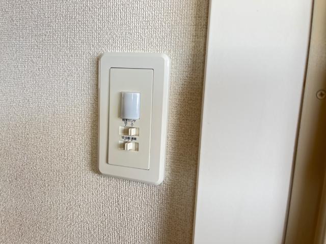 ヴィレッジコート305号室 人感センサー